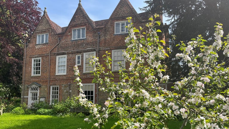 Apple blossom in the garden at Quebec House